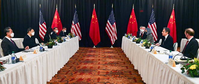 March 21, 2021, US Secretary of State Anthony Blinkan before Yang Jiechi, Chinese Director of the Chinese Foreign Relations Committee in Anchorage, Alaska. March 21, 2021, US Secretary of State Anthony Blinkan before Yang Jiechi, Chinese Director of the Chinese Foreign Relations Committee in Anchorage, Alaska.