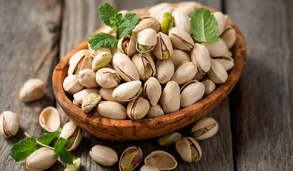 There are 9 health benefits associated with pistachios