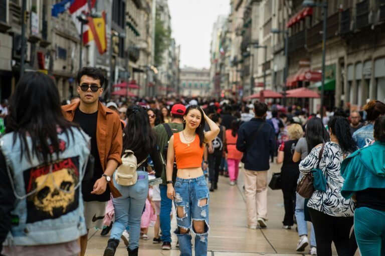 Streetwear Dominance in 2025: From Local Culture to Global Runways Streetwear Dominance in 2025: From Local Culture to Global Runways